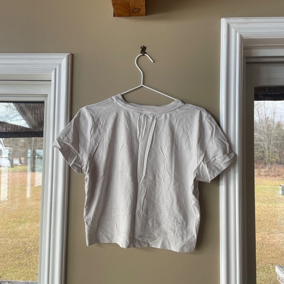 Aritzia Wilfred Cropped Cotton T-Shirt Light Grey - Size Medium - Picture 3 of 3